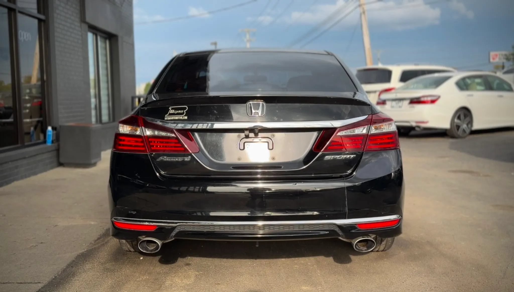 Used 2016 Honda Accord Sport image 3