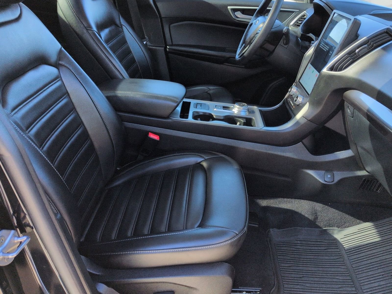 Certified 2024 Ford Edge SEL w/ Convenience Package image 26