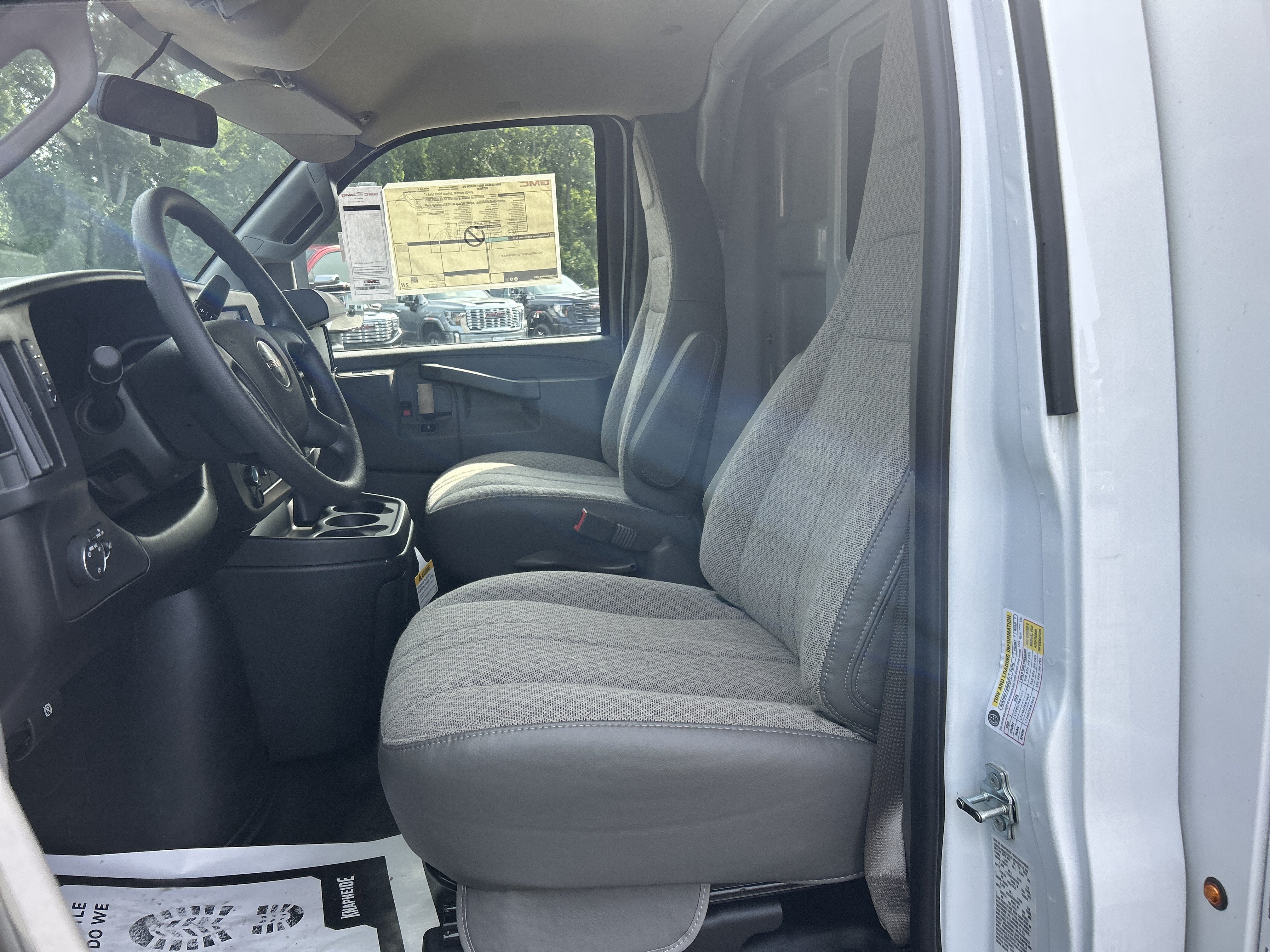 New 2026 GMC Savana 3500 w/ Power Convenience Package RWD image 17