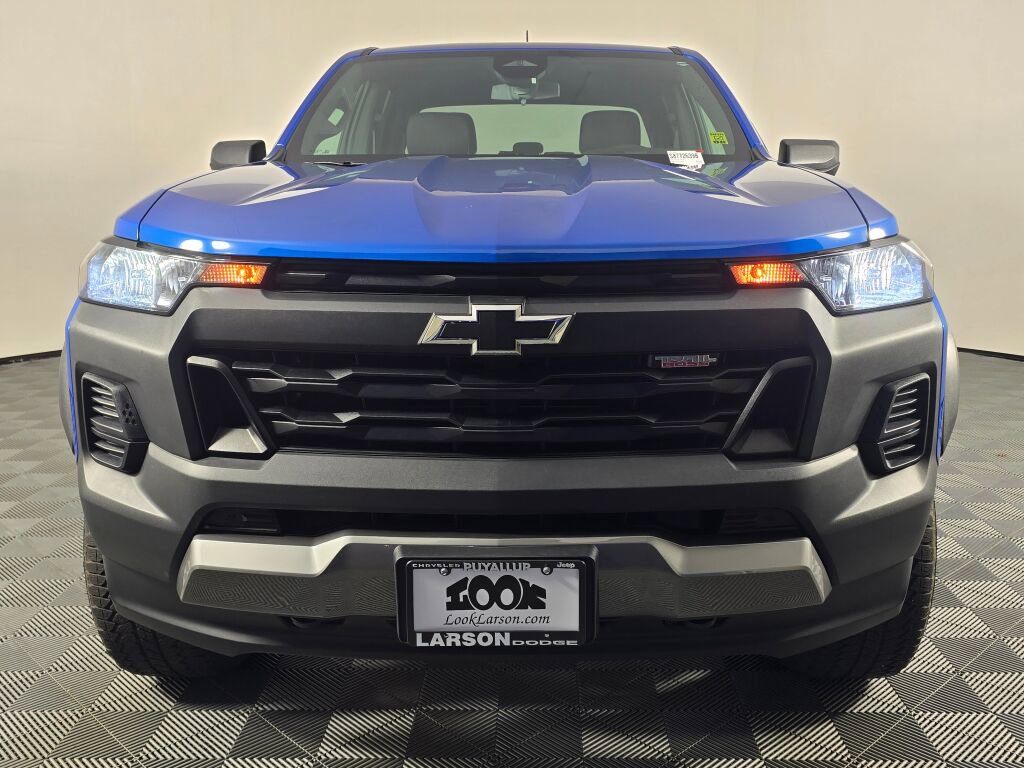 Used 2023 Chevrolet Colorado Trail Boss image 8