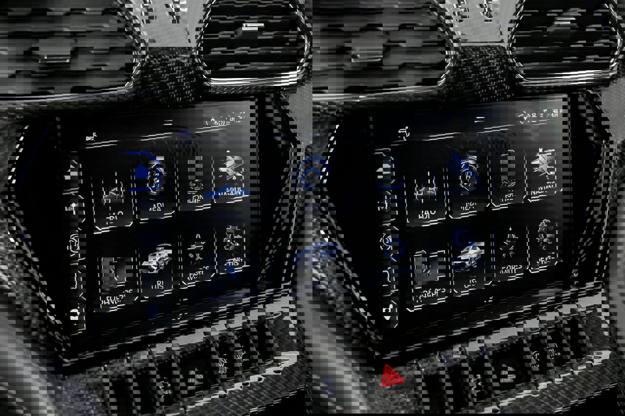 Used 2023 Lamborghini Urus Performante image 39