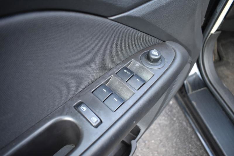 Used 2012 Ford Fusion SE FWD image 23