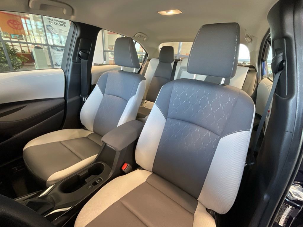 Certified 2025 Toyota Corolla LE image 10