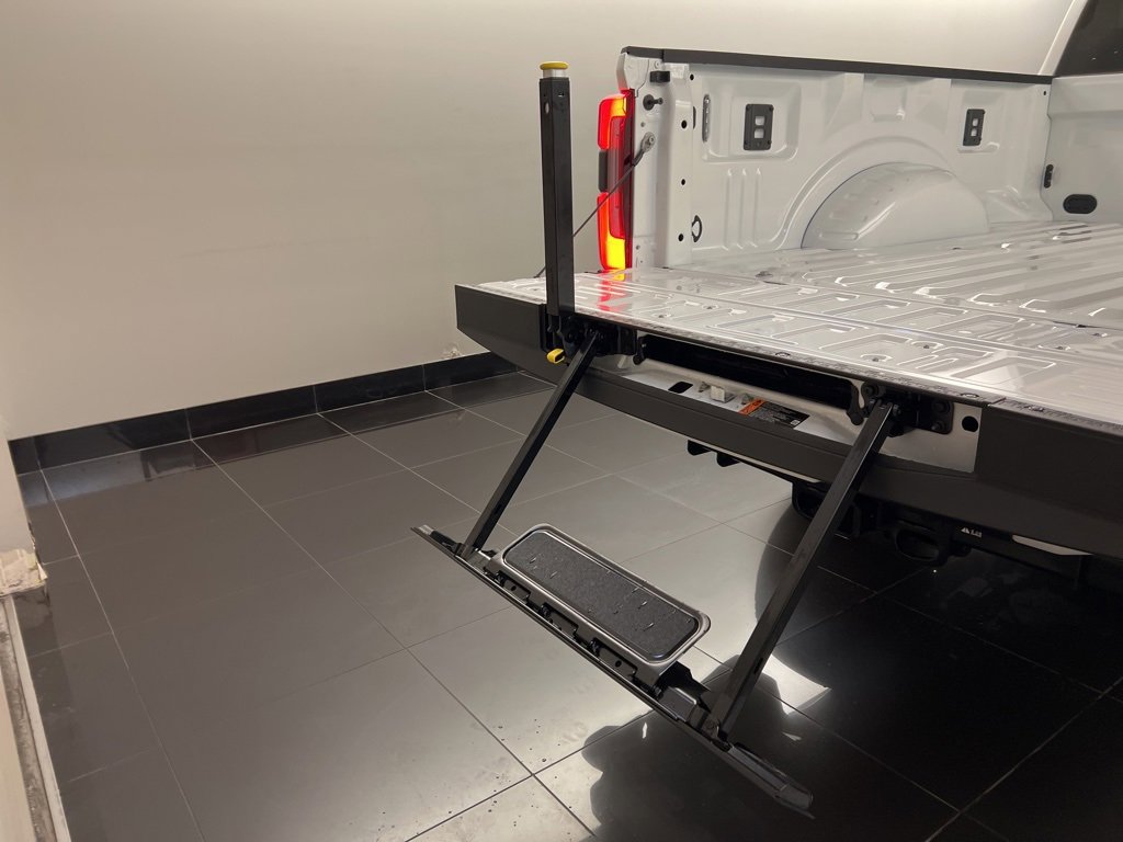 New 2025 Ford F250 Platinum image 41