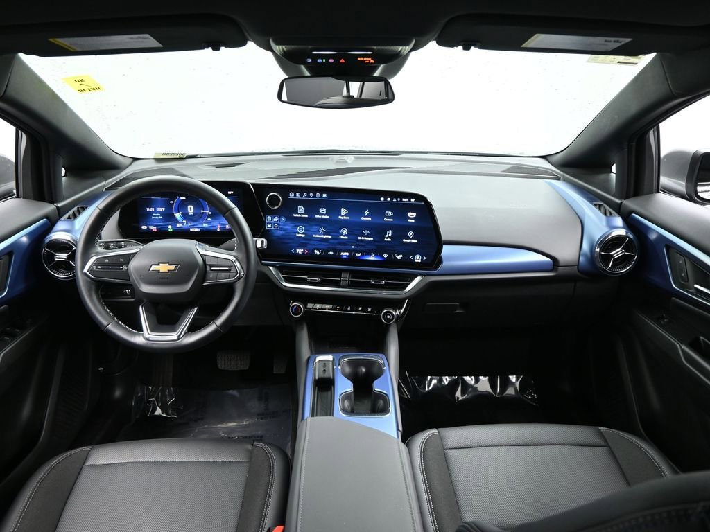 Used 2025 Chevrolet Equinox EV LT w/ Convenience Package image 33