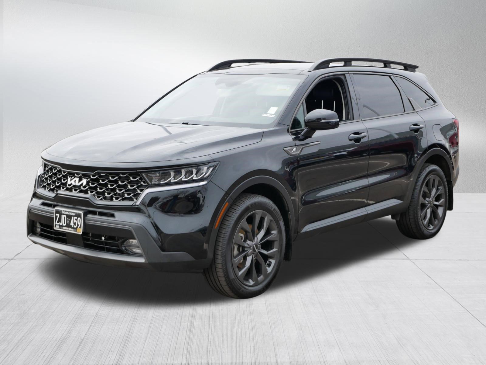 Used 2023 Kia Sorento X-Line EX image 3