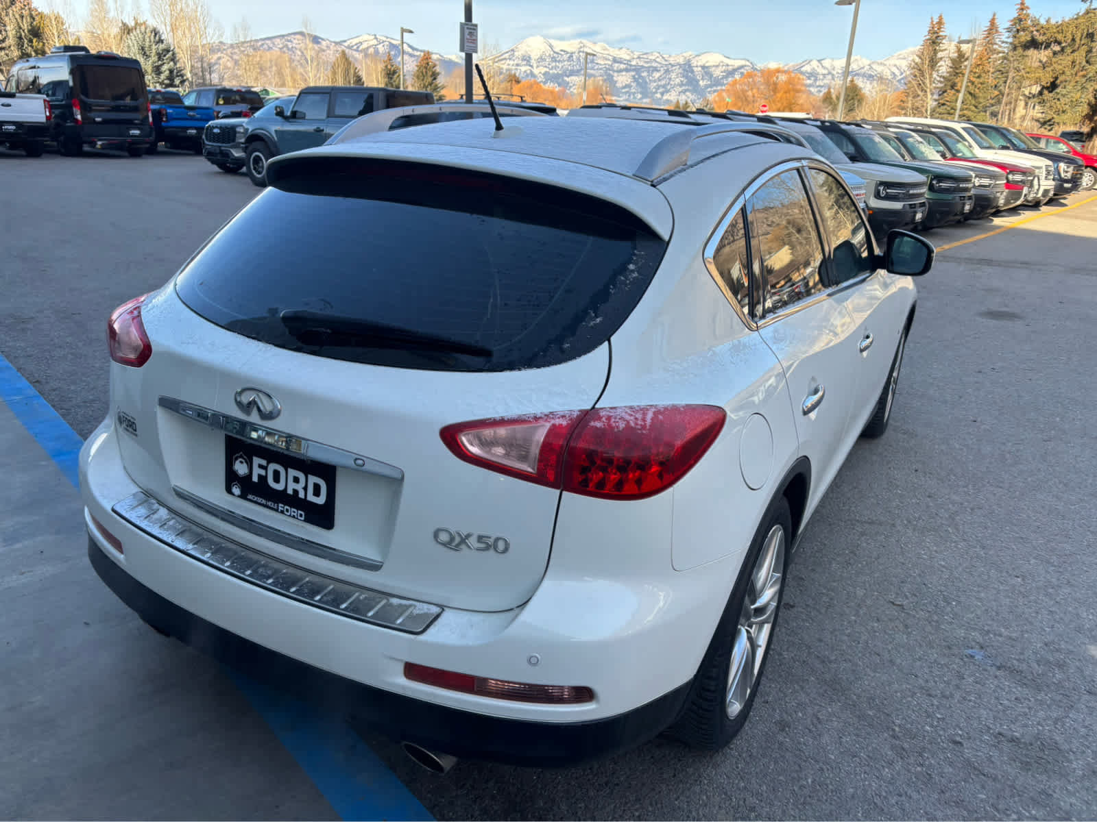 Used 2015 INFINITI QX50 Journey w/ Premium Package image 15