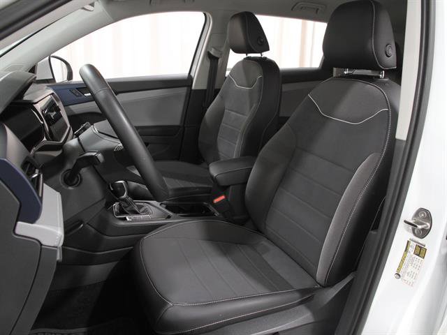 Used 2023 Volkswagen Taos SE image 5