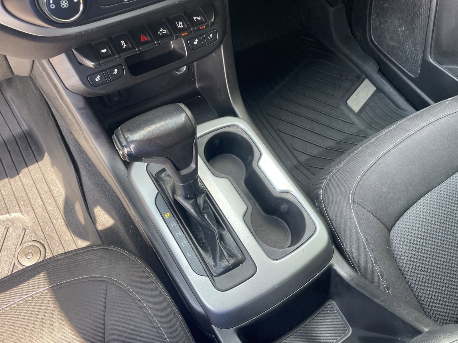 Used 2020 Chevrolet Colorado LT w/ Safety Package image 16