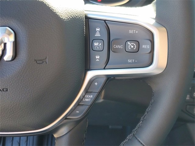 New 2026 RAM 1500 4x4 Crew Cab image 24