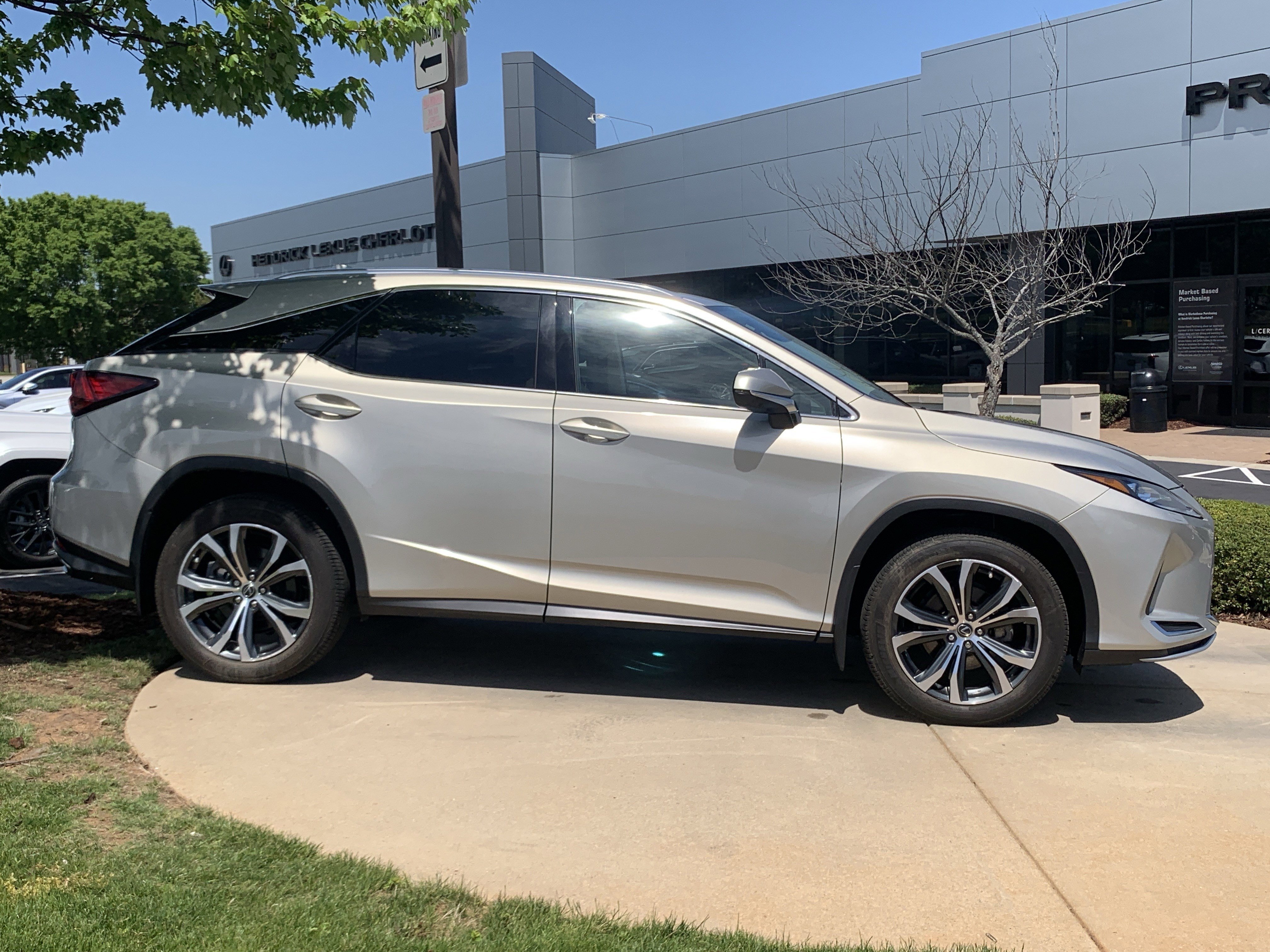 Used 2021 Lexus RX 350 AWD w/ Premium Package image 11