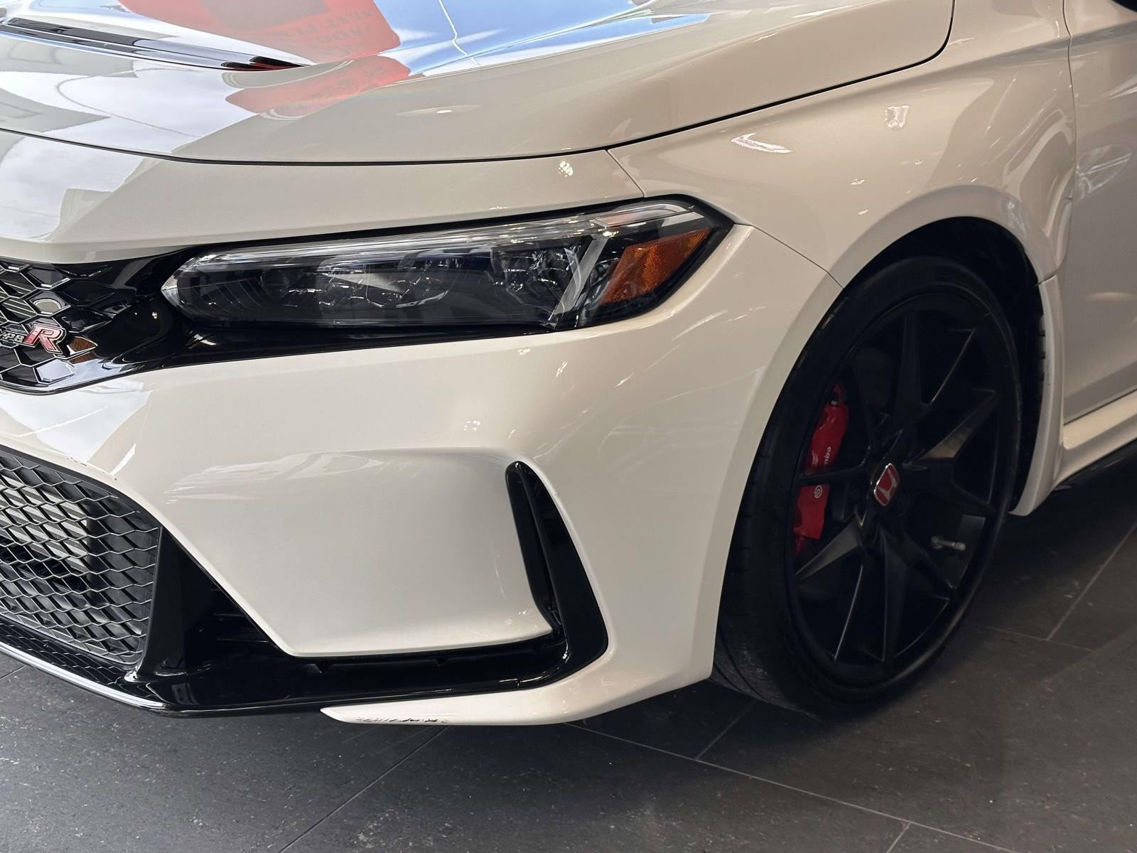 Used 2024 Honda Civic Type R image 8