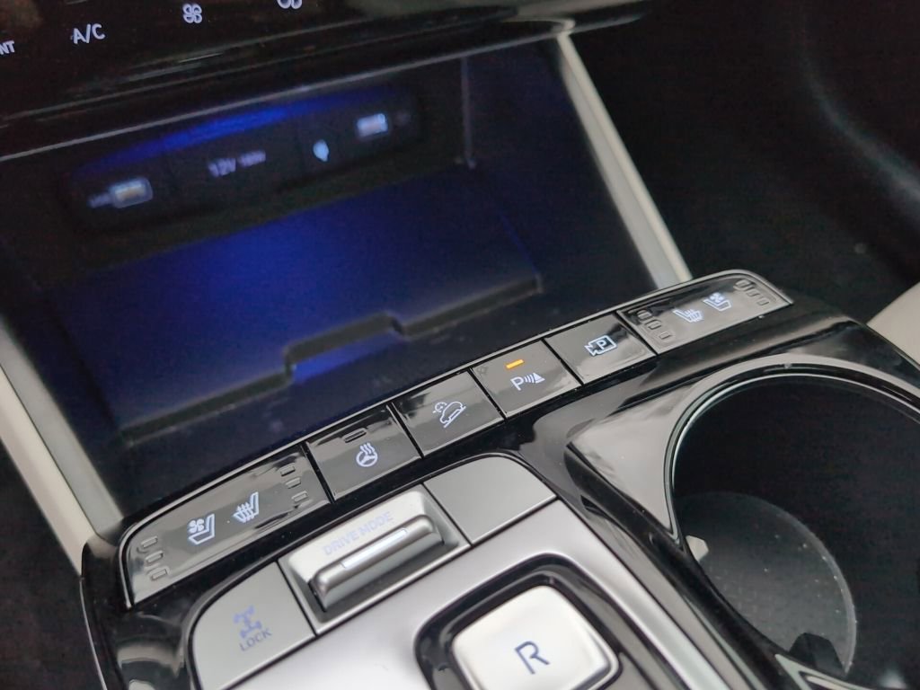 Used 2023 Hyundai Tucson Limited image 29