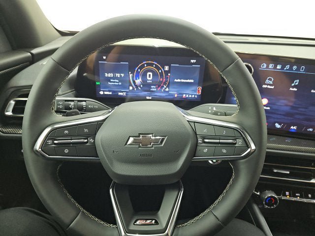 New 2027 Chevrolet Traverse Z71 w/ Driver Confidence Package AWD/4WD image 25