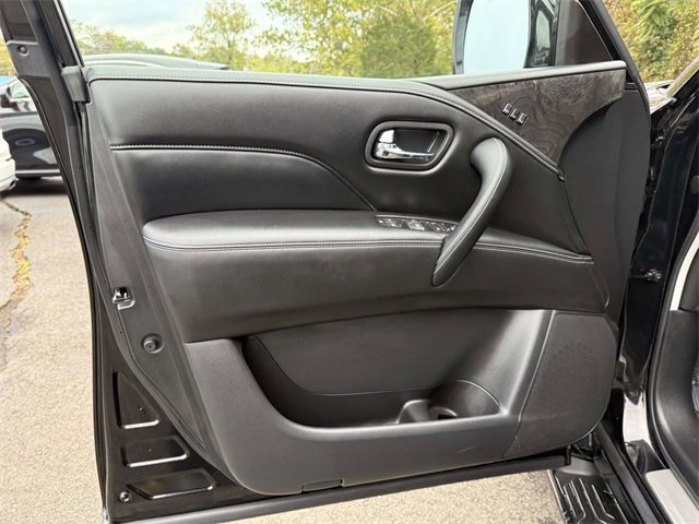 Used 2024 INFINITI QX80 Luxe w/ Cargo Package image 8