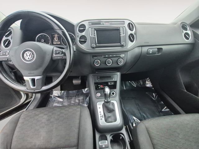 Used 2017 Volkswagen Tiguan S AWD/4WD image 11
