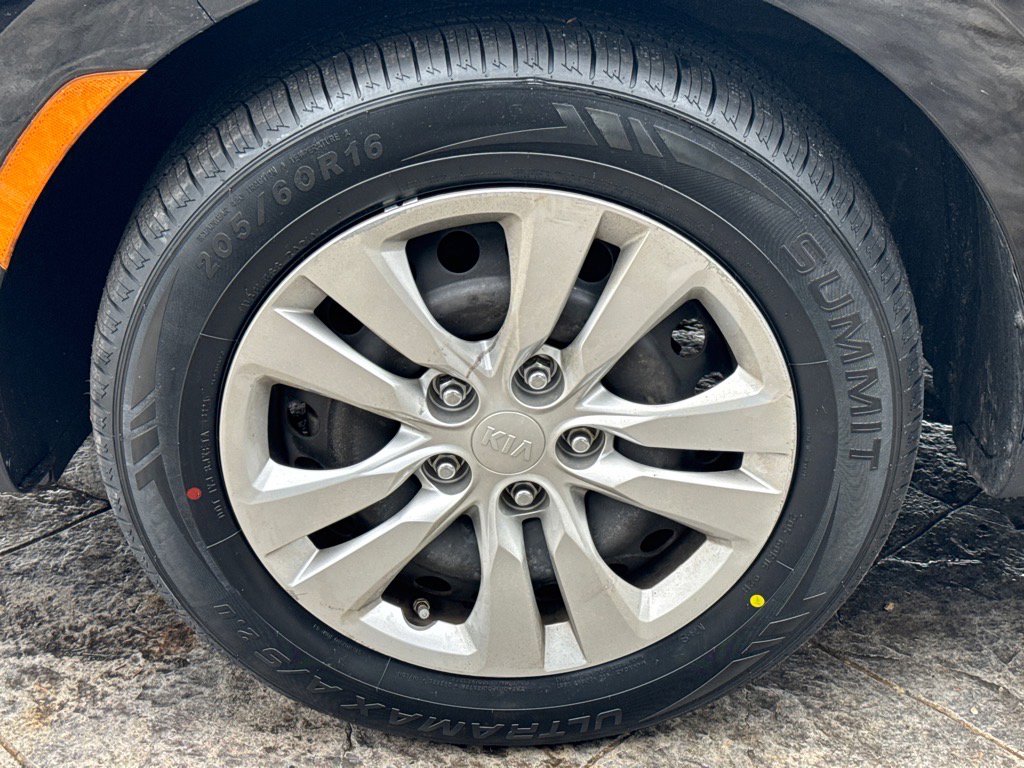 Used 2020 Kia Soul LX image 6