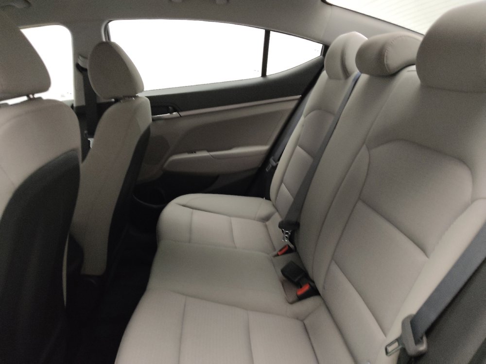 Used 2018 Hyundai Elantra SE w/ Cargo Package image 18