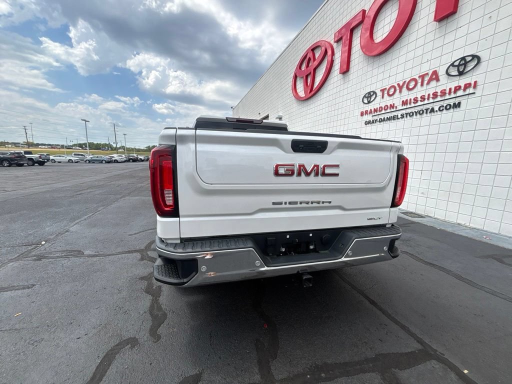 Used 2023 GMC Sierra 1500 SLT w/ SLT Premium Plus Package RWD image 32