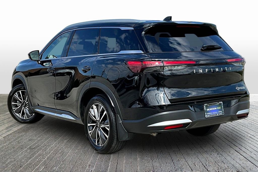 Certified 2026 INFINITI QX60 Luxe w/ Cargo Package image 6