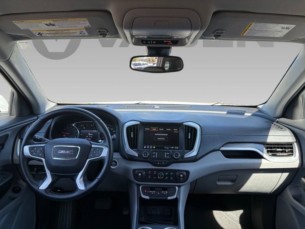 Used 2023 GMC Terrain SLT image 3