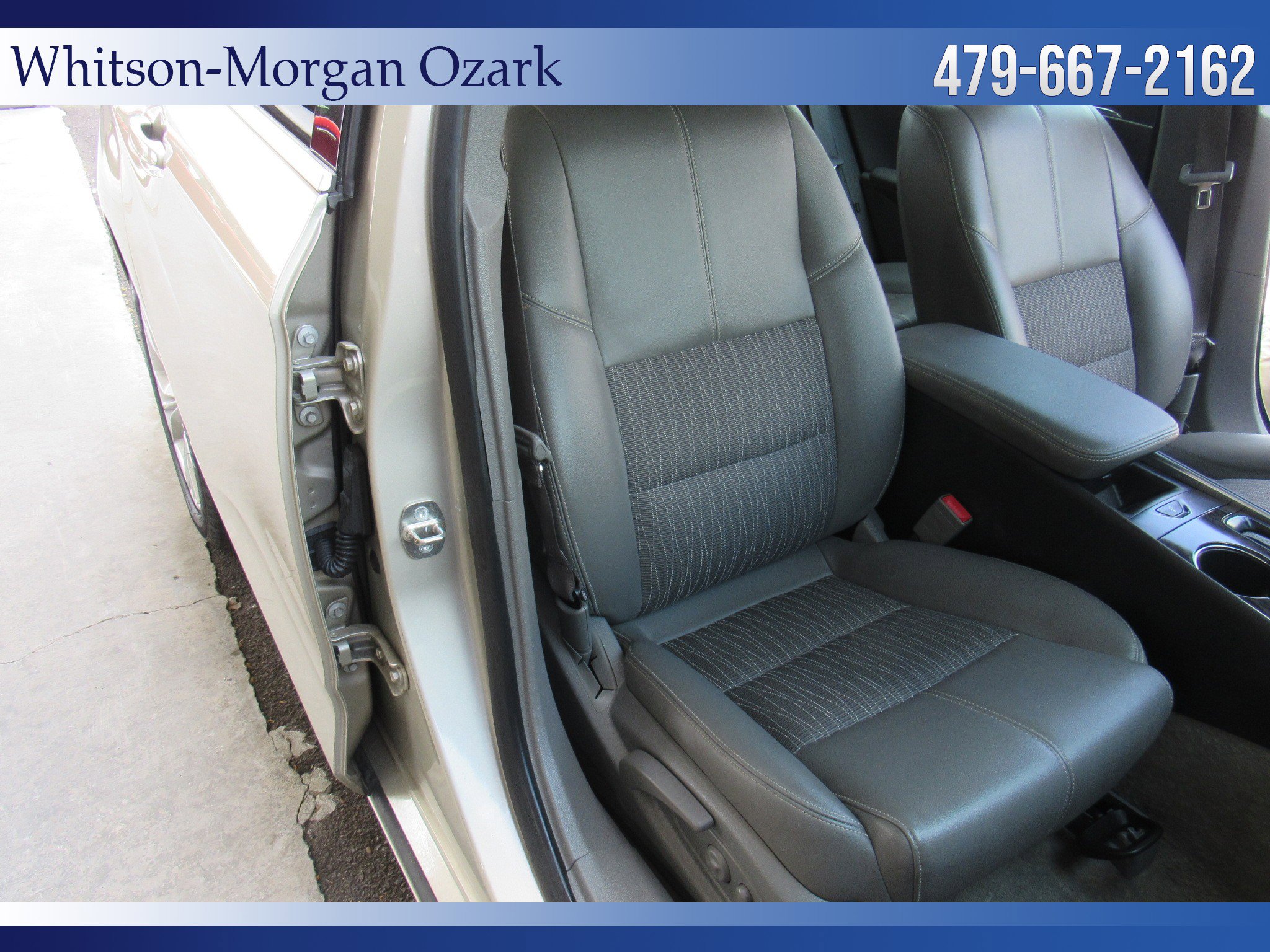 Used 2014 Chevrolet Impala LT w/ Convenience Package image 27