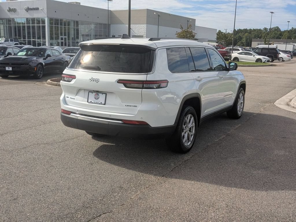 Certified 2022 Jeep Grand Cherokee L Limited w/ Luxury Tech Group II AWD/4WD image 5