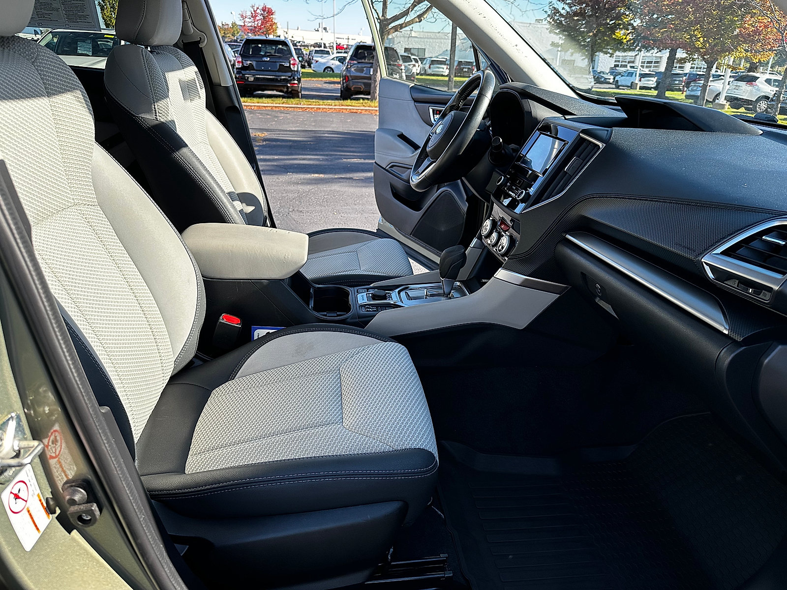 Used 2020 Subaru Forester Premium AWD/4WD image 19