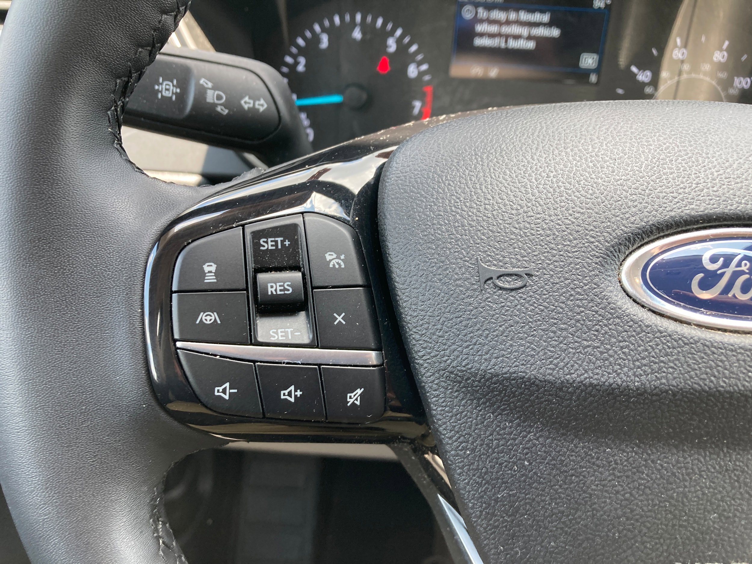 Used 2022 Ford Escape SEL AWD/4WD image 18