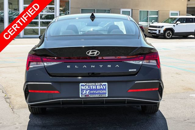 Certified 2025 Hyundai Elantra Hybrid FWD image 5