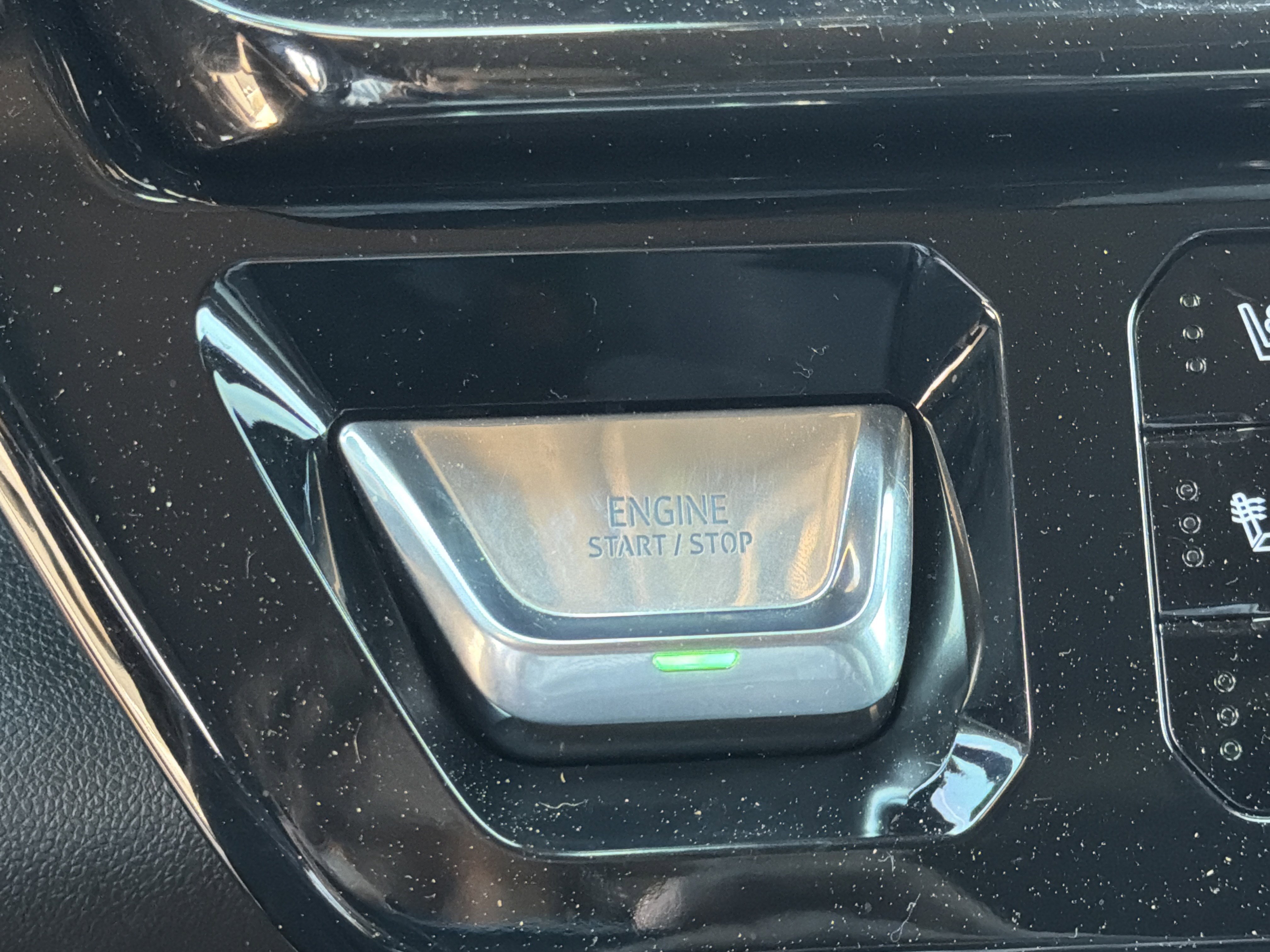 Used 2025 GMC Sierra 2500 AT4 w/ AT4 Premium Plus Package image 9