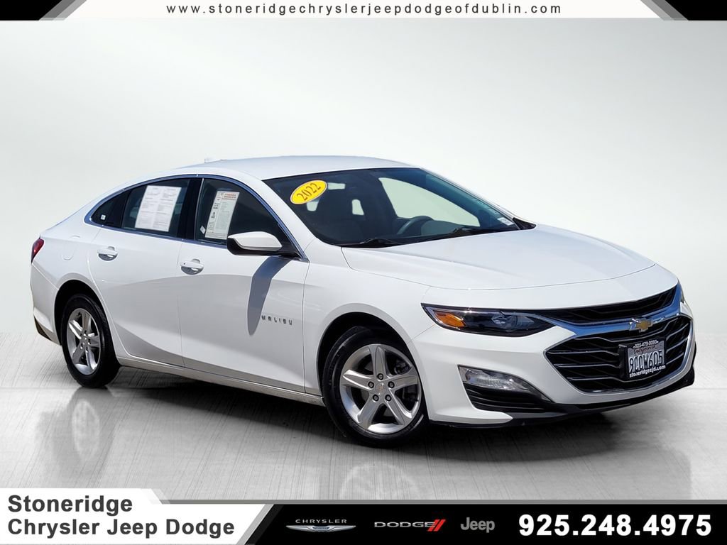 Used 2022 Chevrolet Malibu LT FWD image 1