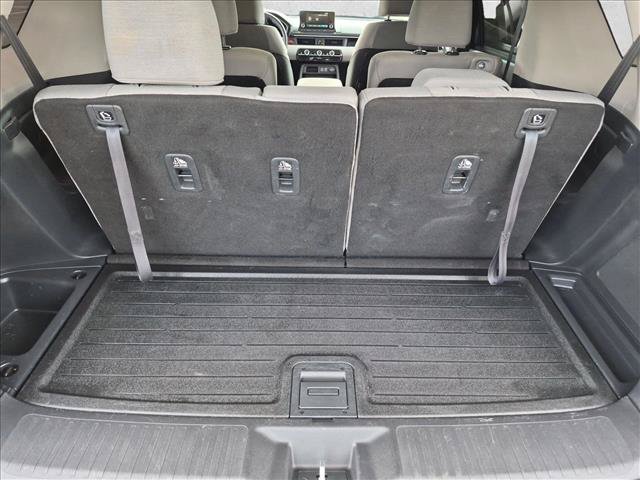 Used 2023 Honda Pilot LX image 10