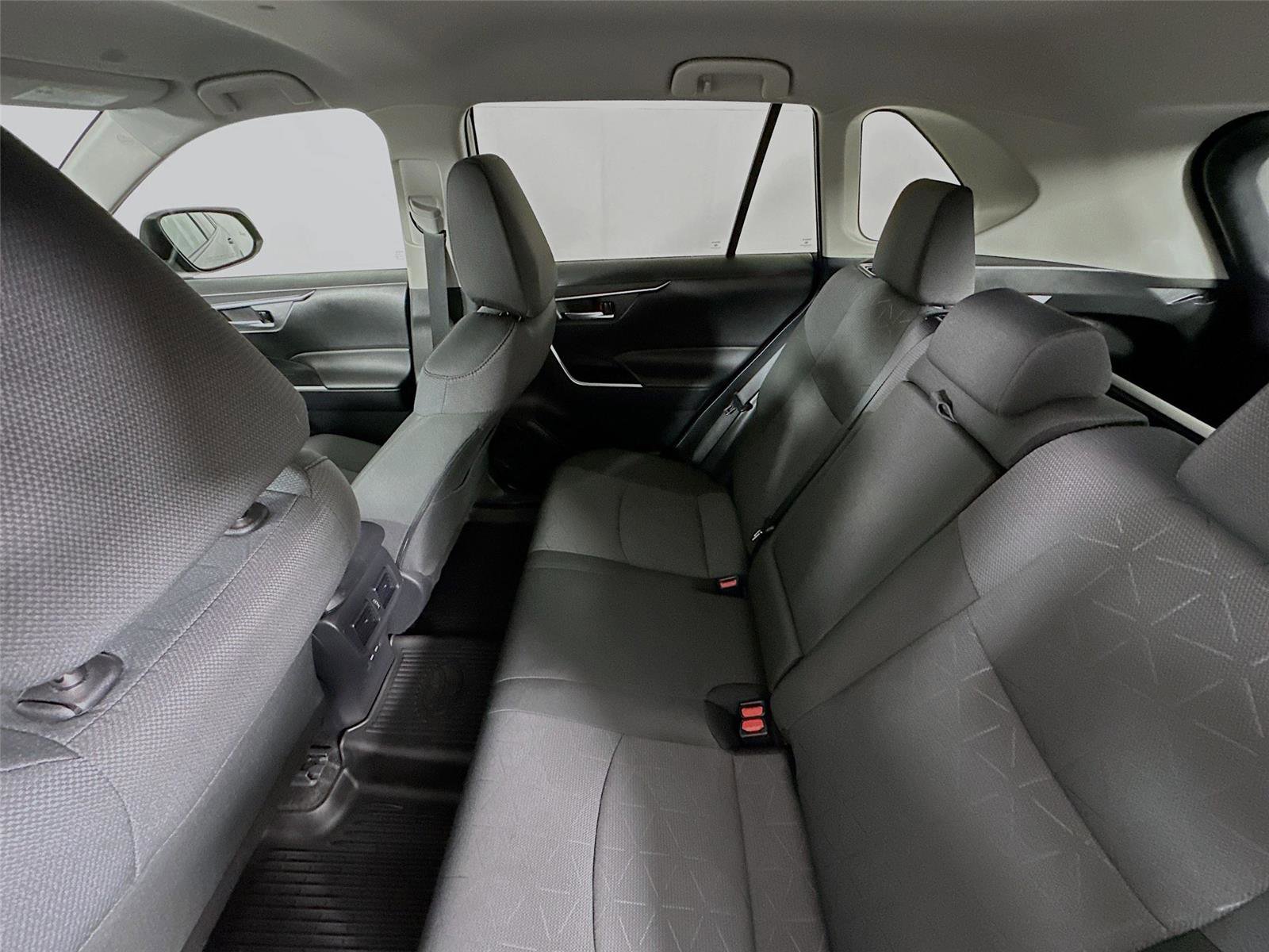 Certified 2025 Toyota RAV4 XLE AWD/4WD image 11