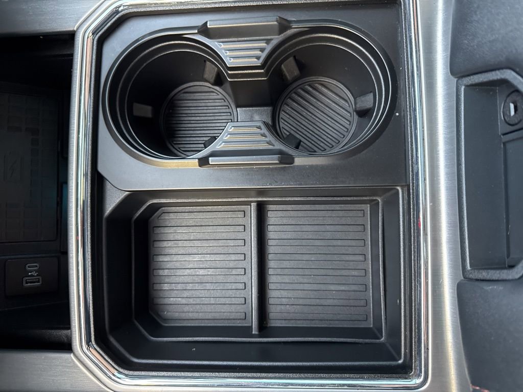 Used 2022 Ford F450 Platinum w/ FX4 Off-Road Package image 49