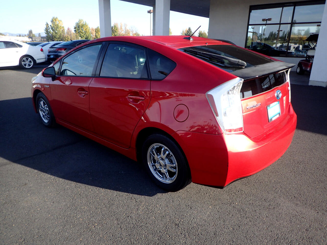 Used 2011 Toyota Prius Three w/ Appearance Pkg FWD image 3