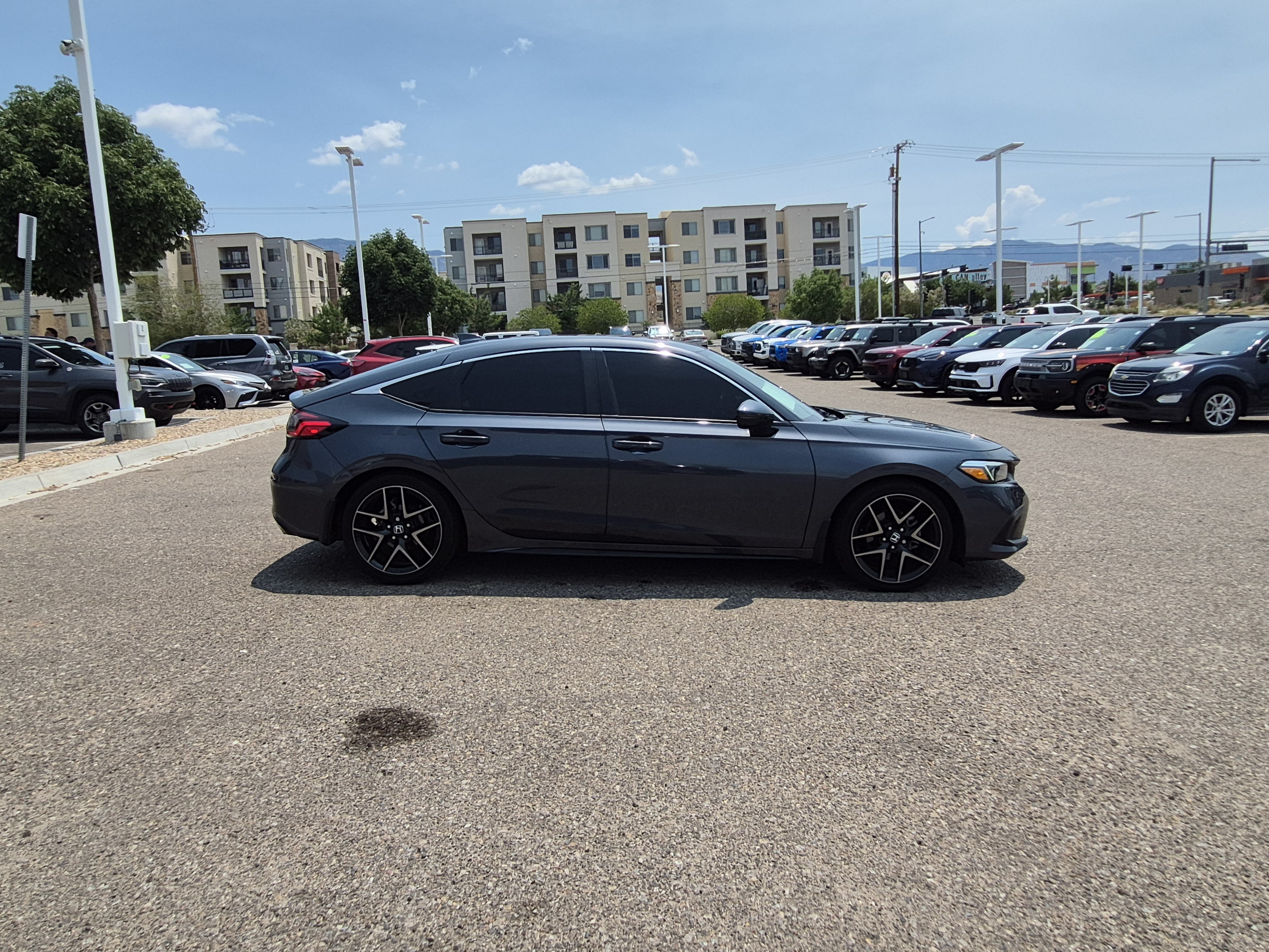 Used 2024 Honda Civic Sport Touring image 6