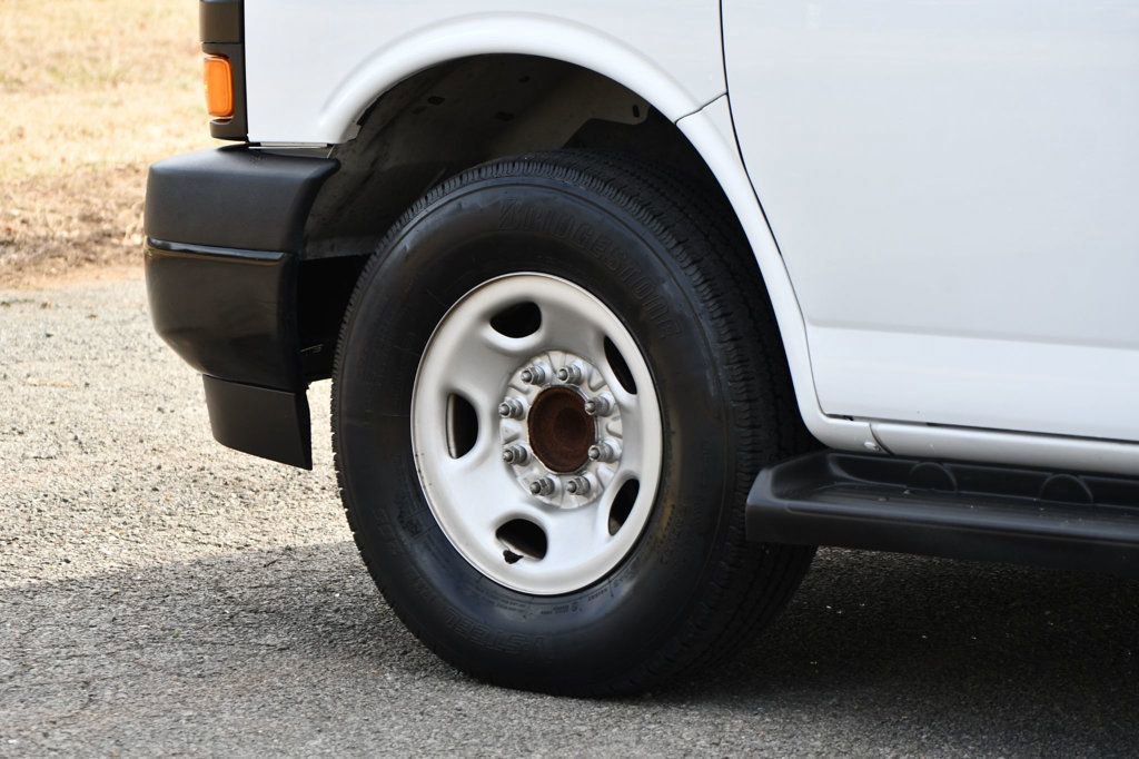 Used 2022 Chevrolet Express 3500 LS image 16