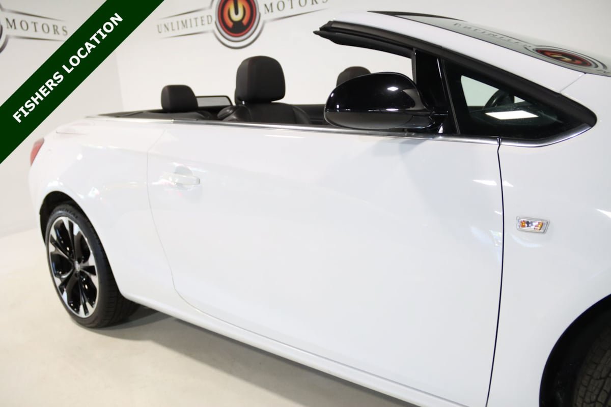Used 2018 Buick Cascada Sport Touring w/ Dark Effects Package FWD image 9