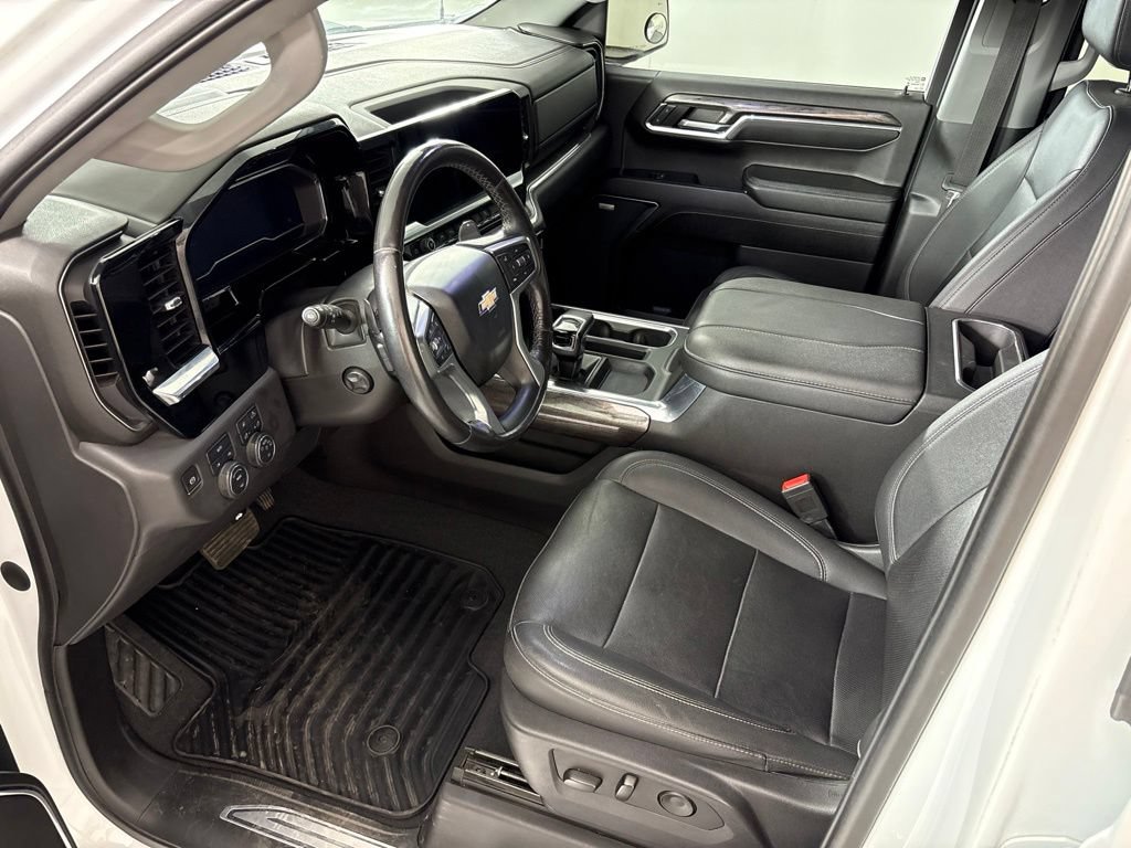 Certified 2023 Chevrolet Silverado 1500 LTZ AWD/4WD image 35