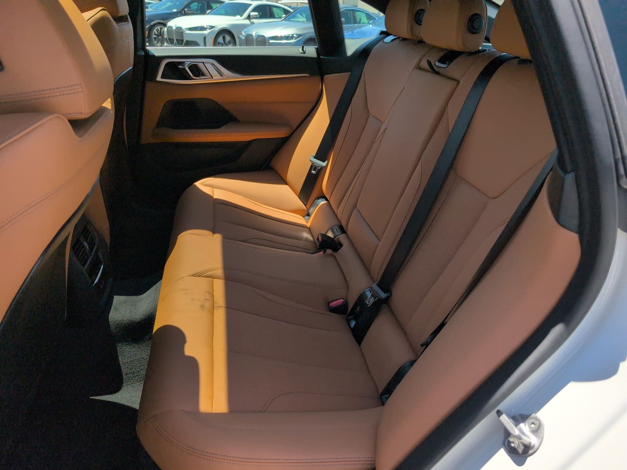 New 2026 BMW i4 eDrive40 w/ Parking Assistance Package RWD image 31