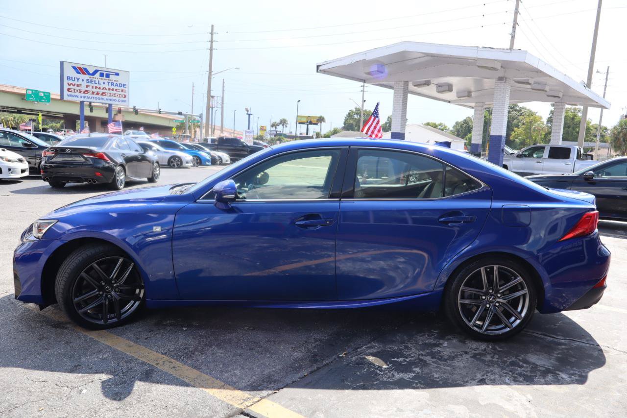Used 2018 Lexus IS 300 F Sport w/ F Sport Package RWD image 8