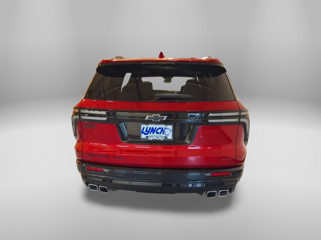 Used 2025 Chevrolet Traverse RS image 4