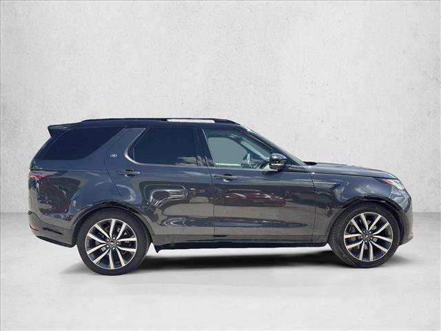 Used 2024 Land Rover Discovery Dynamic SE AWD/4WD image 6