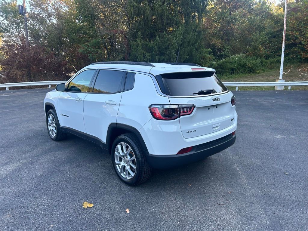 Used 2022 Jeep Compass Latitude image 5