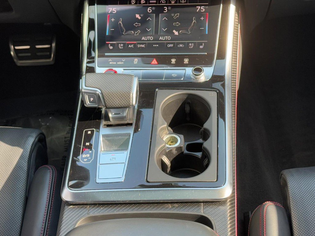 Used 2021 Audi RS Q8 4.0 TFSI quattro image 26