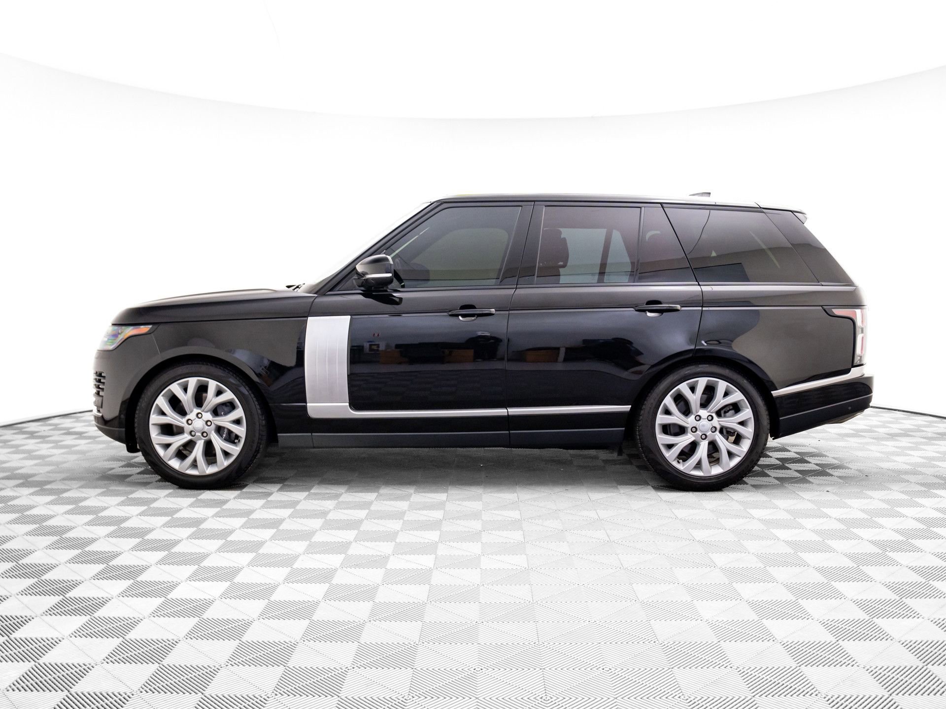 Used 2021 Land Rover Range Rover Westminster Edition video 2