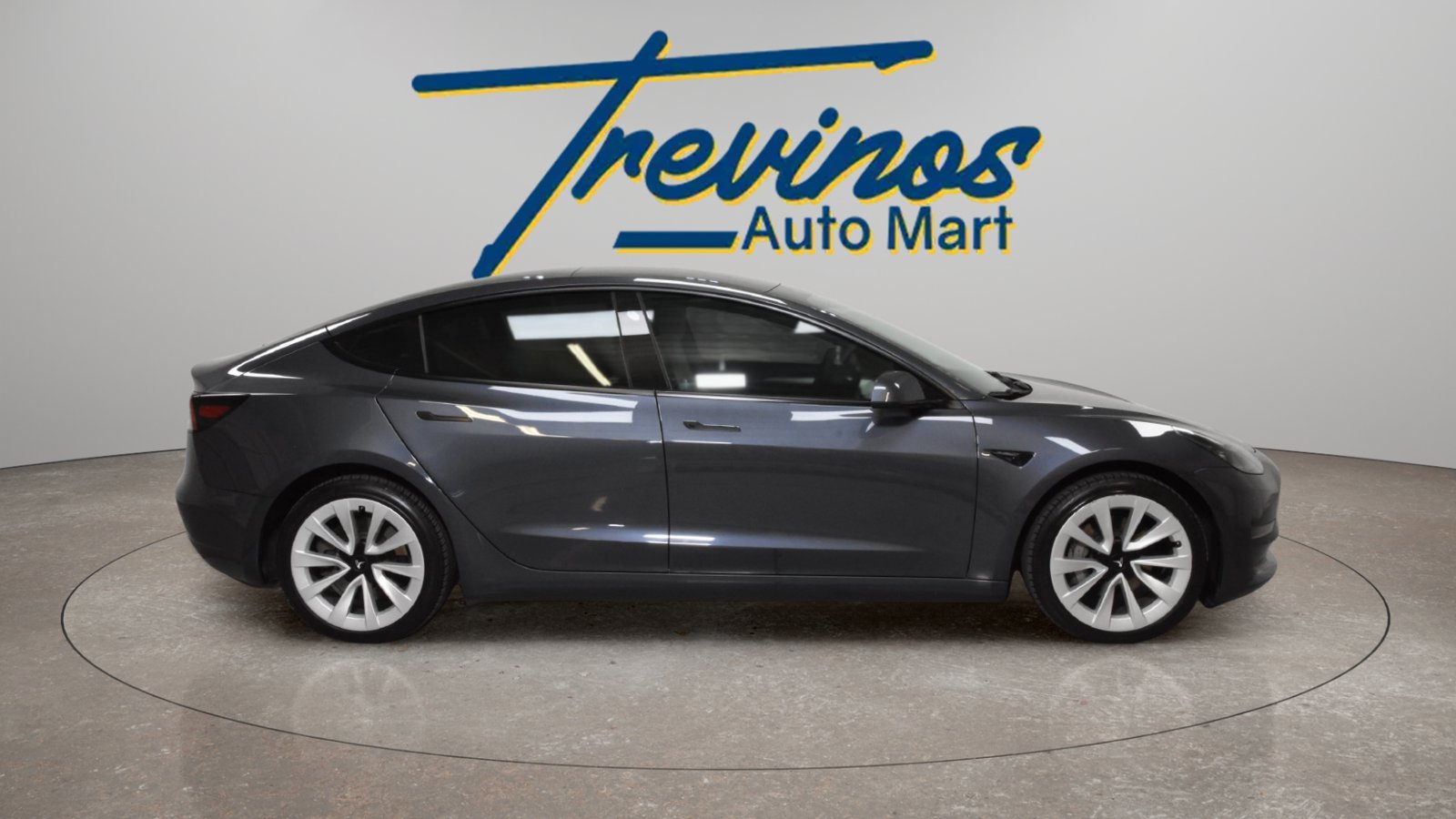 Used 2023 Tesla Model 3 Standard Range RWD image 5