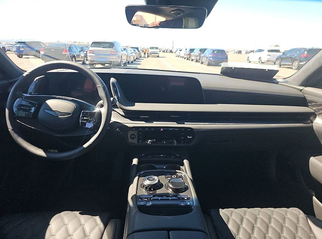 Used 2026 Genesis G90 3.5T Prestige image 7