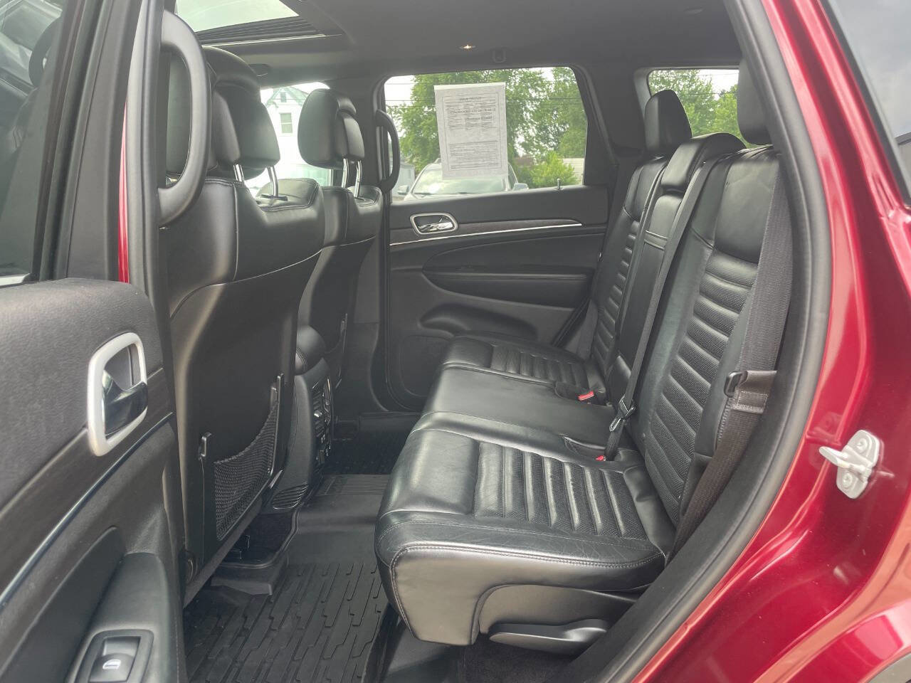 Used 2018 Jeep Grand Cherokee Limited image 28